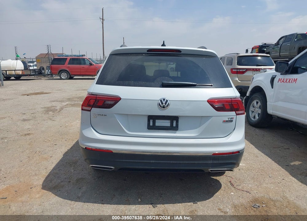 2018 VOLKSWAGEN TIGUAN 2.0T SE/2.0T SEL VIN: 3VV2B7AX7JM156737