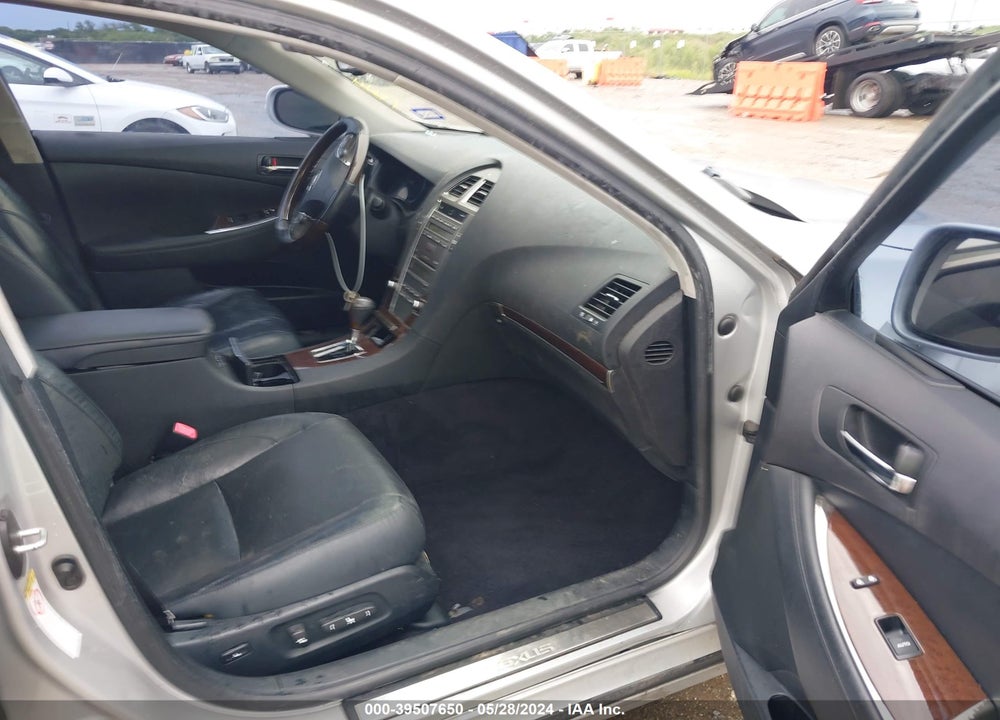 2011 LEXUS ES 350 VIN: JTHBK1EG6B2428921