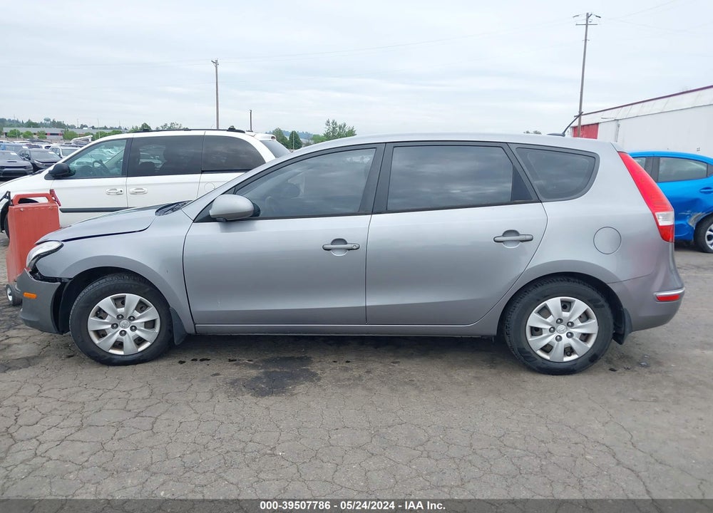 2011 HYUNDAI ELANTRA TOURING VIN: KMHDB8AE9BU110606