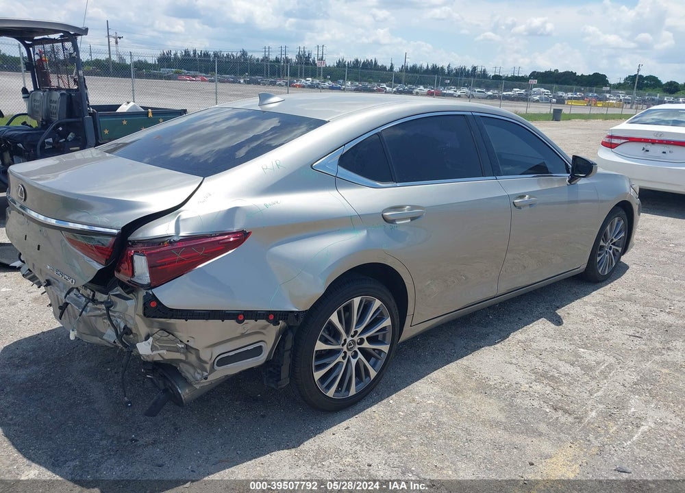 2021 LEXUS ES 250 VIN: 58AD11D17MU006016