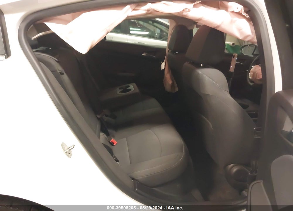 2018 CHEVROLET CRUZE LT AUTO VIN: 1G1BE5SM6J7143530