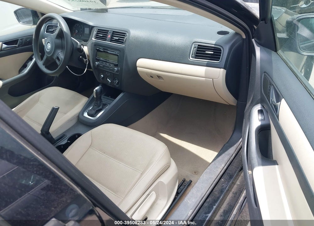 2011 VOLKSWAGEN JETTA 2.5L SE VIN: 3VWDZ7AJ2BM354512