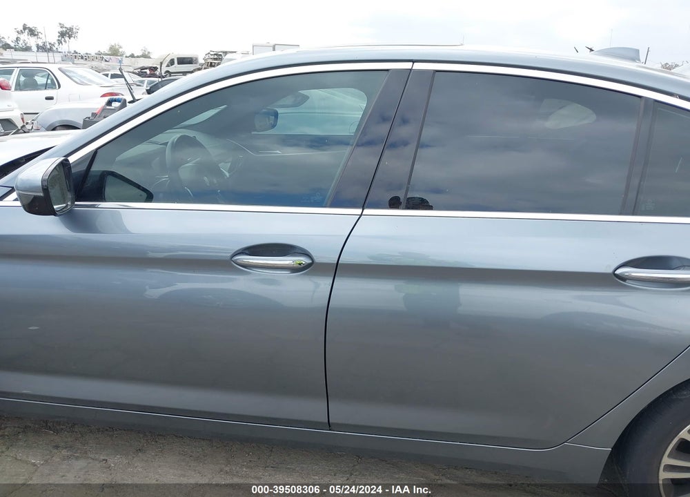 2018 BMW 530E IPERFORMANCE VIN: WBAJA9C50JB253092