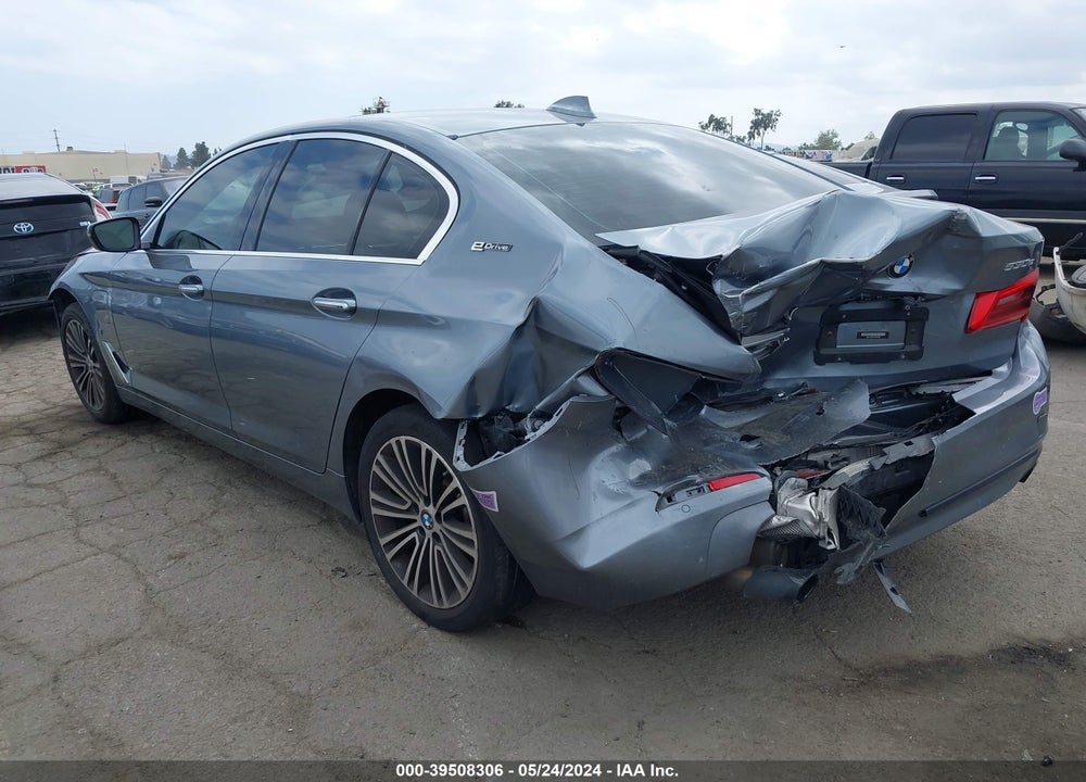 2018 BMW 530E IPERFORMANCE VIN: WBAJA9C50JB253092