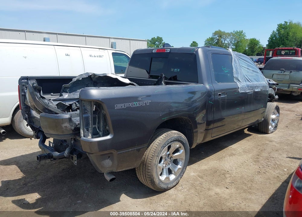 2022 RAM 1500 BIG HORN 4X4 5'7 BOX VIN: 1C6RRFFG6NN429679