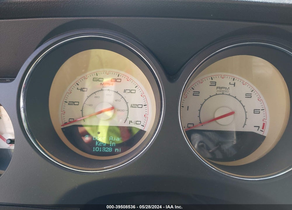 2013 DODGE CHALLENGER SXT VIN: 2C3CDYAG4DH670118