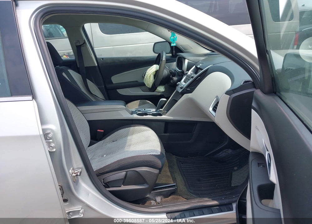 2011 CHEVROLET EQUINOX LS VIN: 2GNALBEC5B1262704