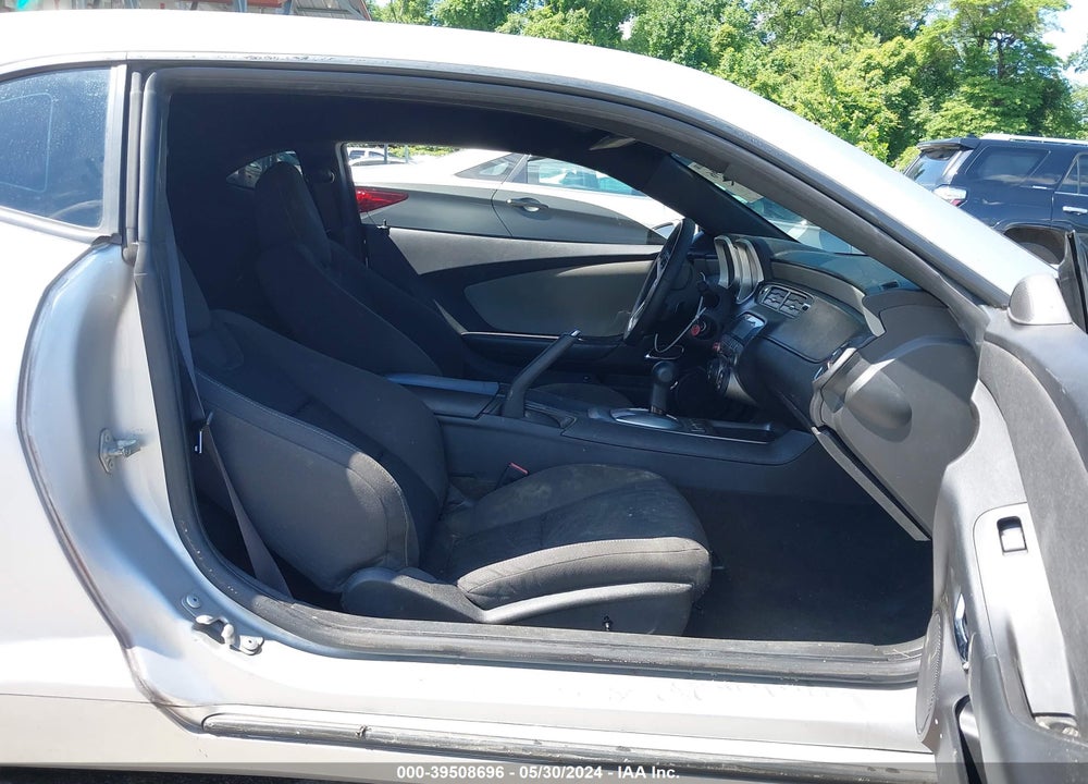 2015 CHEVROLET CAMARO 2LS VIN: 2G1FB1E37F9113321