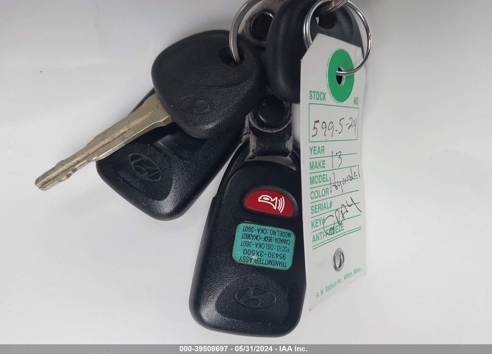 2013 HYUNDAI ELANTRA GLS VIN: KMHDH4AE5DU921880
