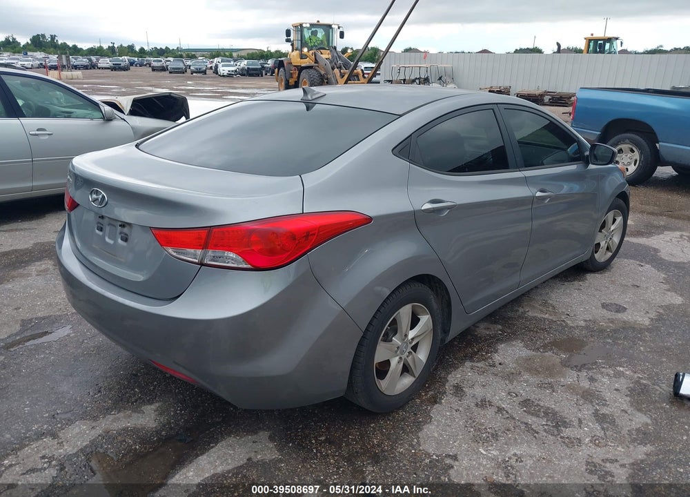 2013 HYUNDAI ELANTRA GLS VIN: KMHDH4AE5DU921880