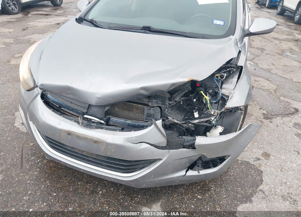 2013 HYUNDAI ELANTRA GLS VIN: KMHDH4AE5DU921880