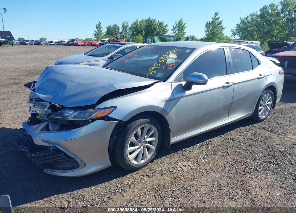 2021 TOYOTA CAMRY LE VIN: 4T1C11AKXMU408127