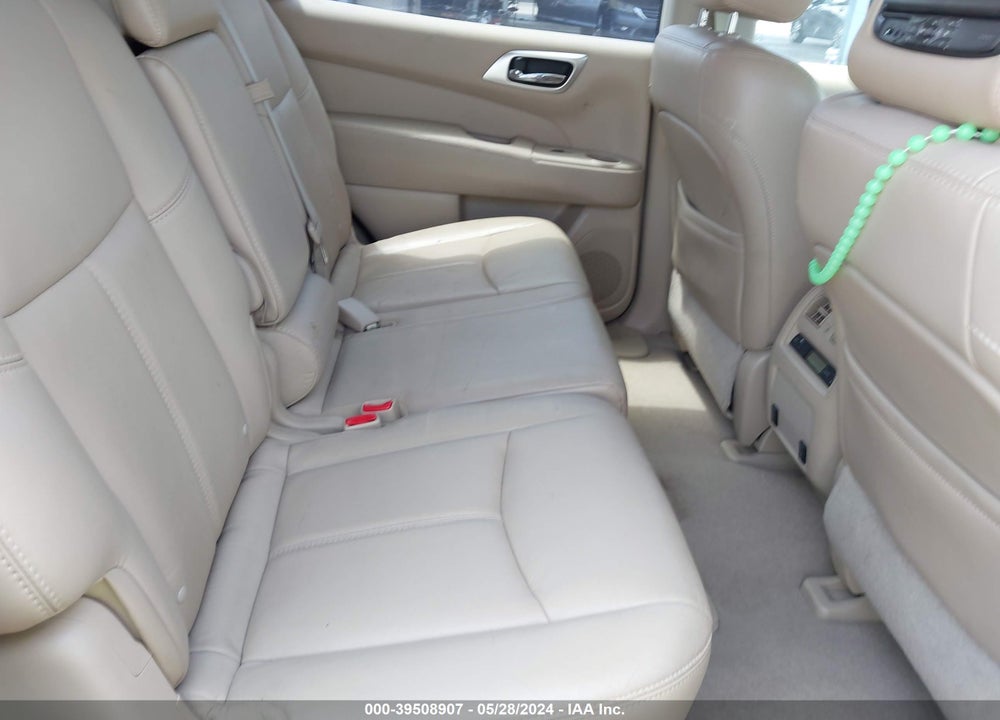 2014 NISSAN PATHFINDER SL VIN: 5N1AR2MN9EC608547