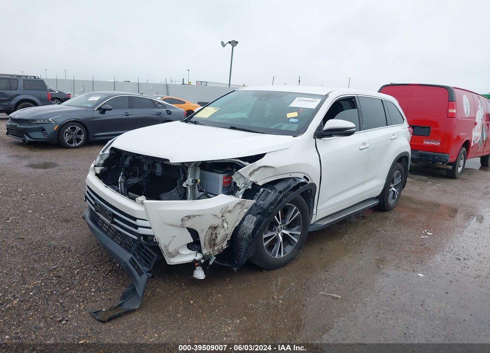 2017 TOYOTA HIGHLANDER LE PLUS VIN: 5TDZZRFH0HS226627