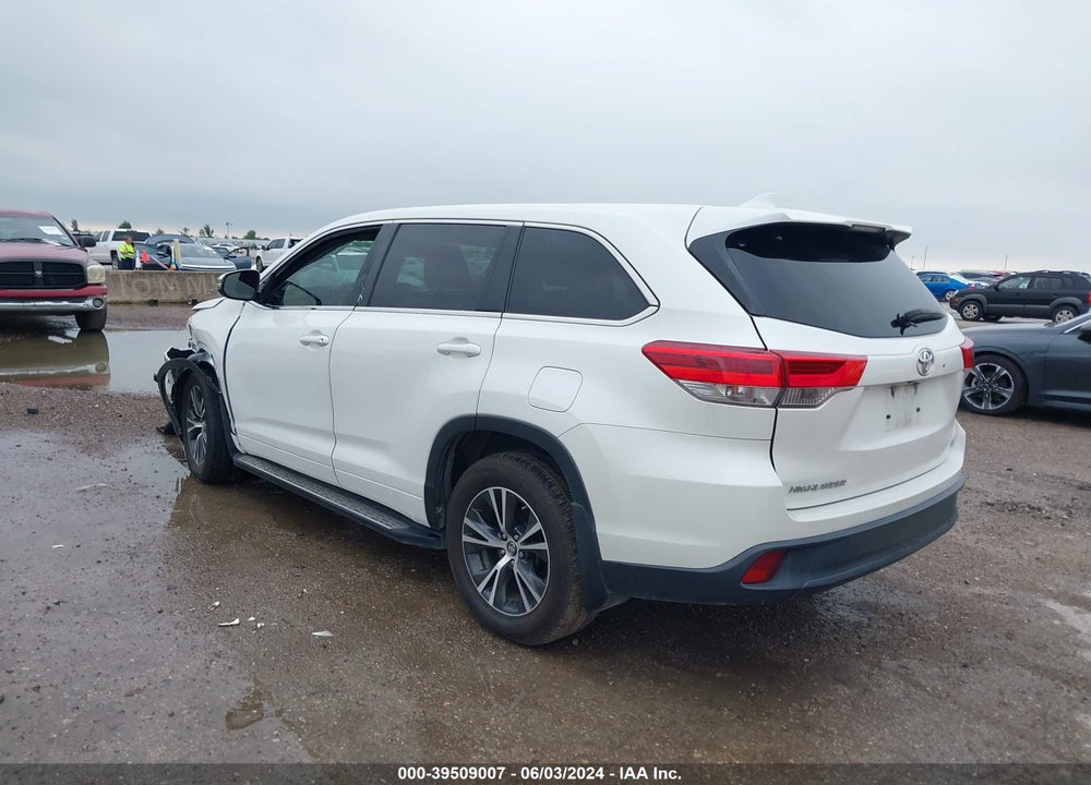 2017 TOYOTA HIGHLANDER LE PLUS VIN: 5TDZZRFH0HS226627