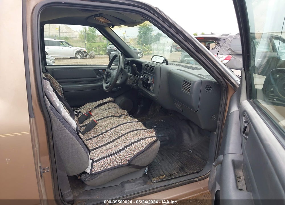 1996 CHEVROLET S TRUCK S10 VIN: 1GCCS1440T8101409