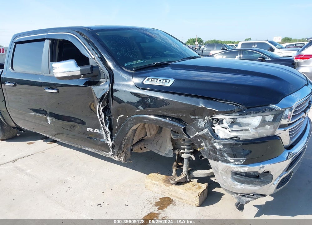 2019 RAM 1500 LAIE  4X2 5'7 BOX VIN: 1C6RREJT5KN596836