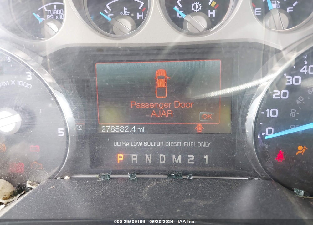 2011 FORD F-350 LARIAT VIN: 1FT8W3DT2BEC46187