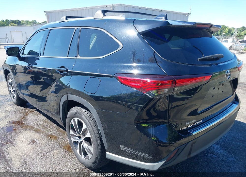 2020 TOYOTA HIGHLANDER XLE VIN: 5TDGZRAH8LS014405