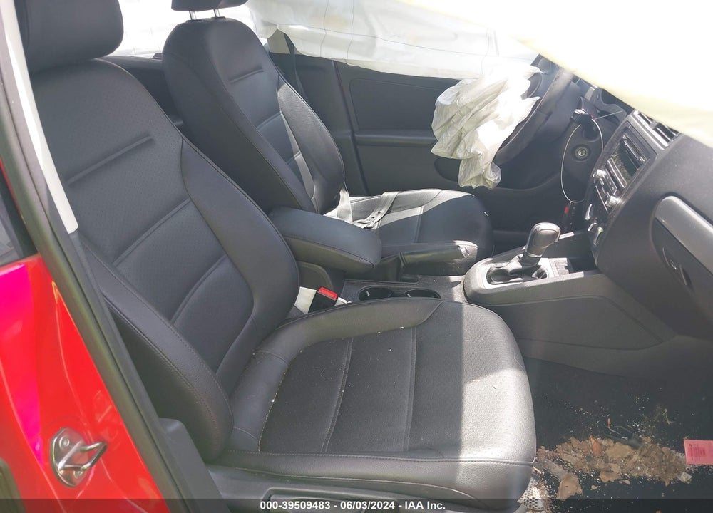 2013 VOLKSWAGEN JETTA 2.5L SE VIN: 3VWDP7AJ3DM434734