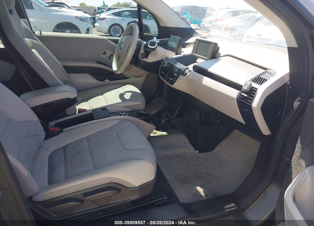 2014 BMW I3 BASE W/RANGE EXTENDER VIN: WBY1Z4C52EV272874