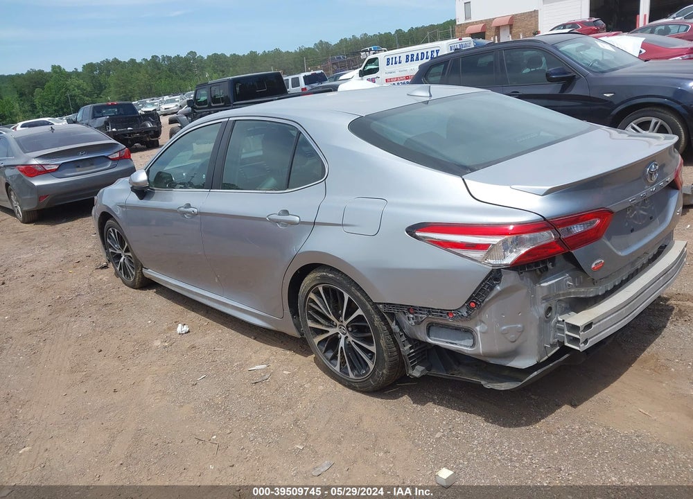 2020 TOYOTA CAMRY SE VIN: 4T1G11AK1LU889997