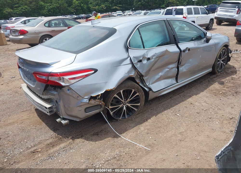 2020 TOYOTA CAMRY SE VIN: 4T1G11AK1LU889997
