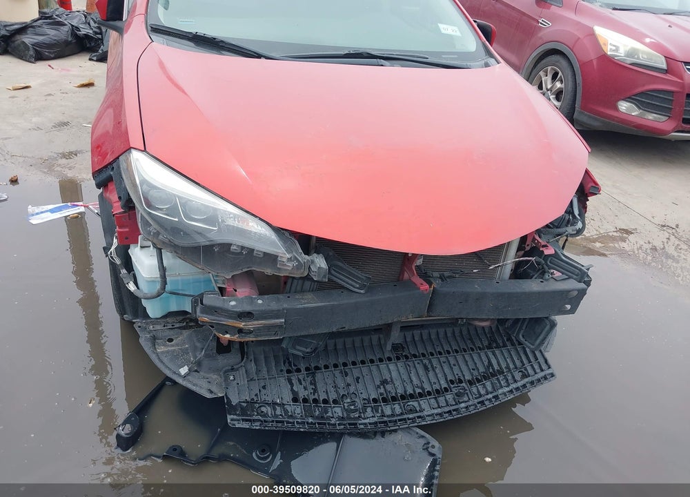 2017 TOYOTA COROLLA SE VIN: 5YFBURHEXHP695655