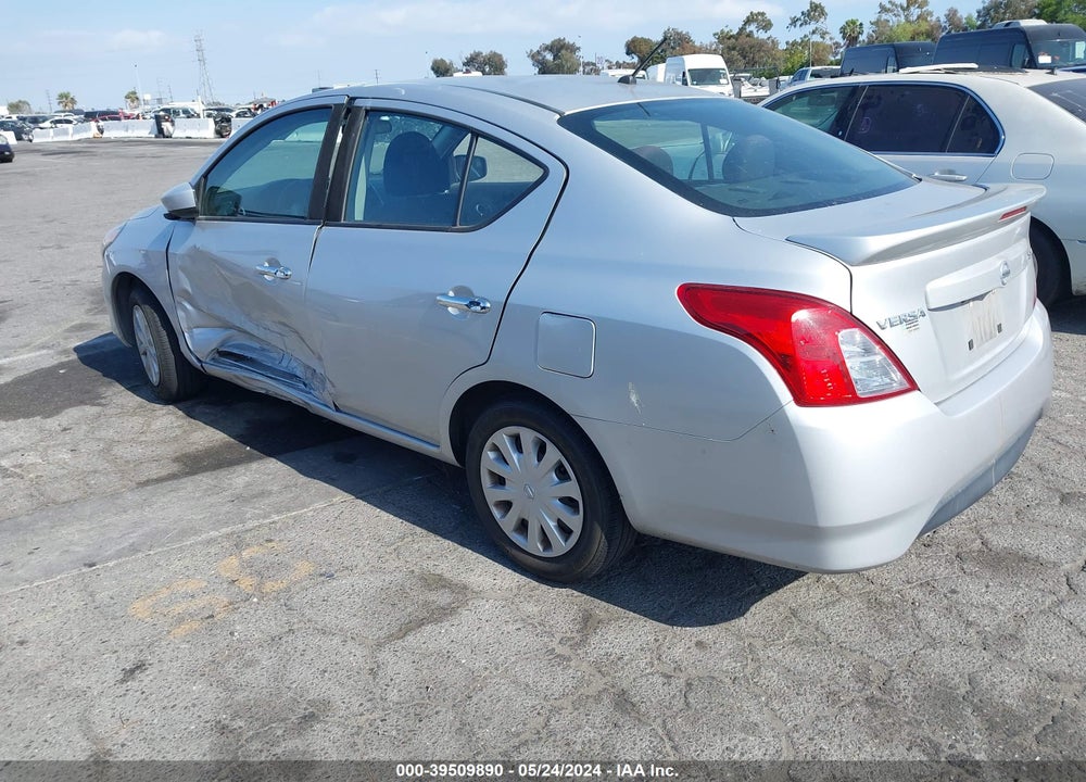 2019 NISSAN VERSA 1.6 SV VIN: 3N1CN7AP7KL838764