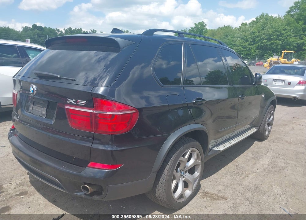 2011 BMW X5 XDRIVE35I/XDRIVE35I PREMIUM/XDRIVE35I SPORT ACTIVITY VIN: 5UXZV4C55BL400241