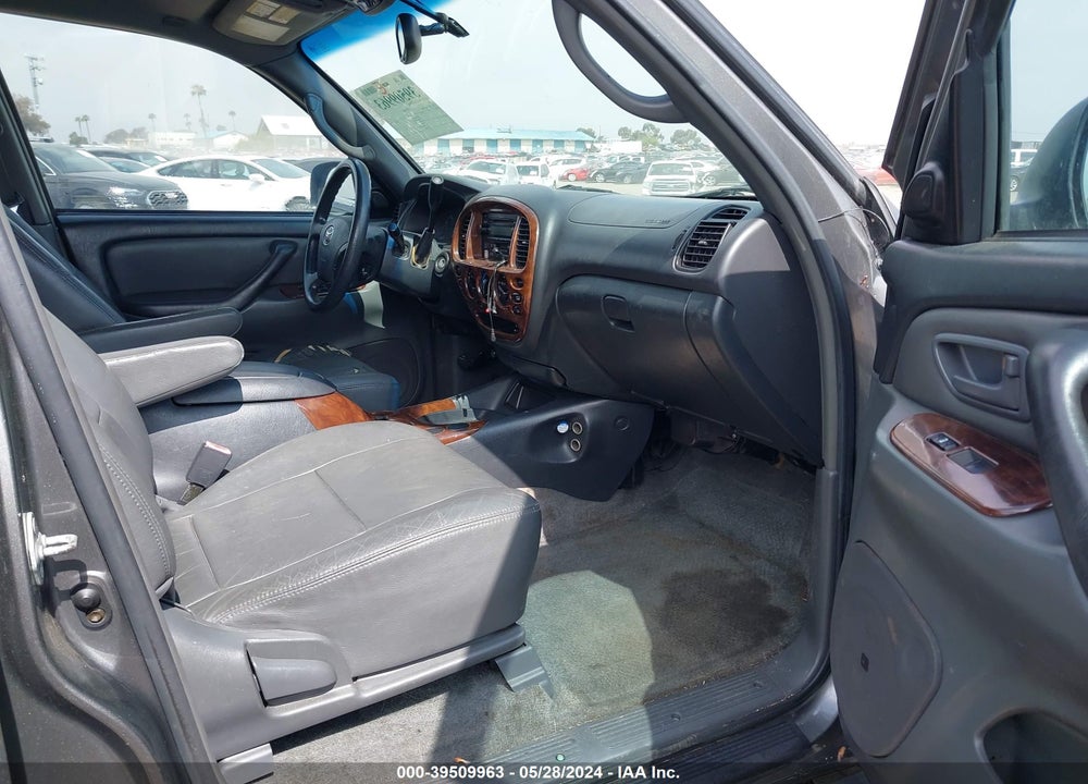 2004 TOYOTA TUNDRA LIMITED V8 VIN: 5TBET38144S446661