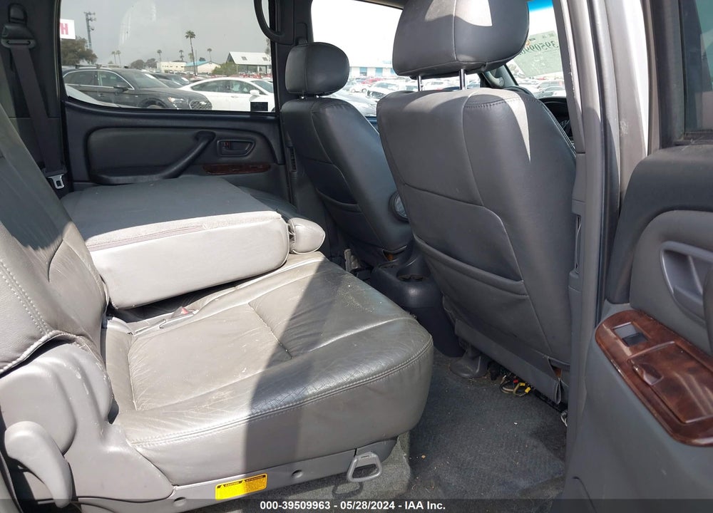 2004 TOYOTA TUNDRA LIMITED V8 VIN: 5TBET38144S446661