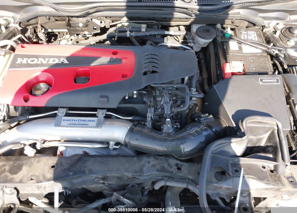 2018 HONDA CIVIC TYPE-R TOURING VIN: SHHFK8G76JU204826