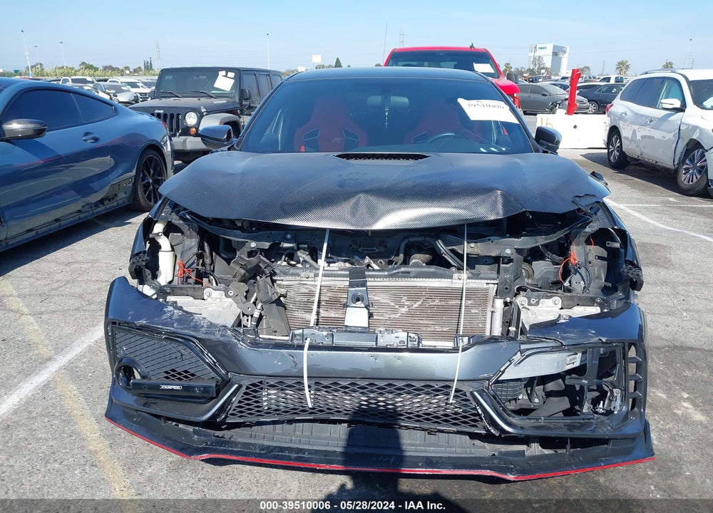 2018 HONDA CIVIC TYPE-R TOURING VIN: SHHFK8G76JU204826