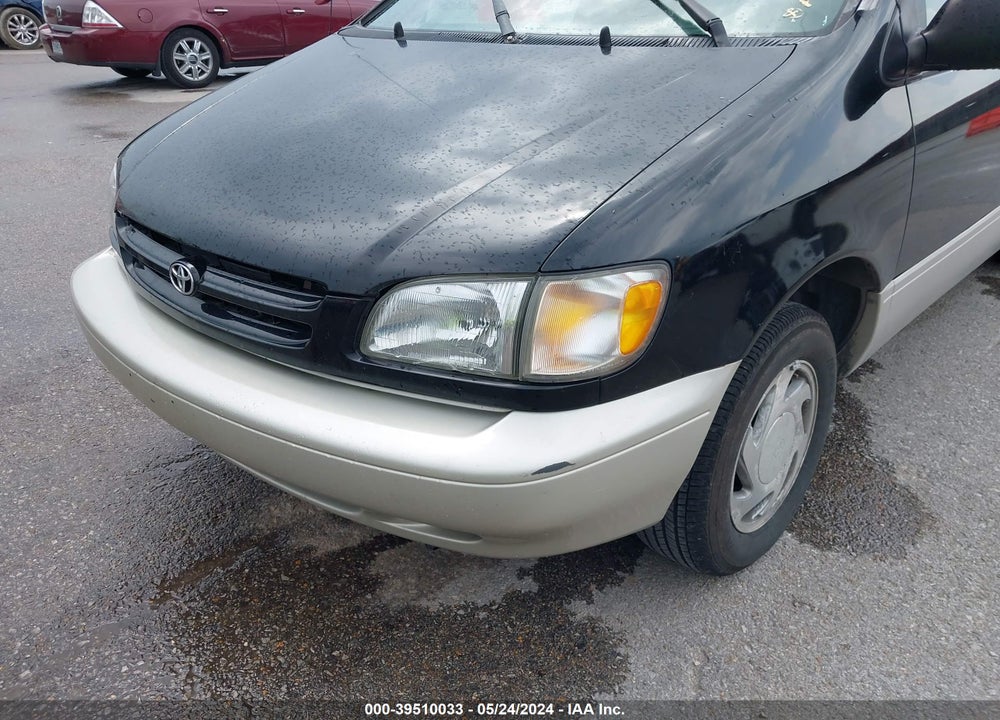2000 TOYOTA SIENNA XLE VIN: 4T3ZF13CXYU248250
