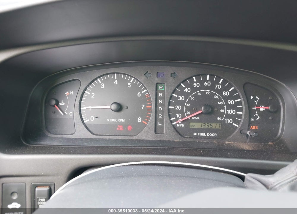 2000 TOYOTA SIENNA XLE VIN: 4T3ZF13CXYU248250