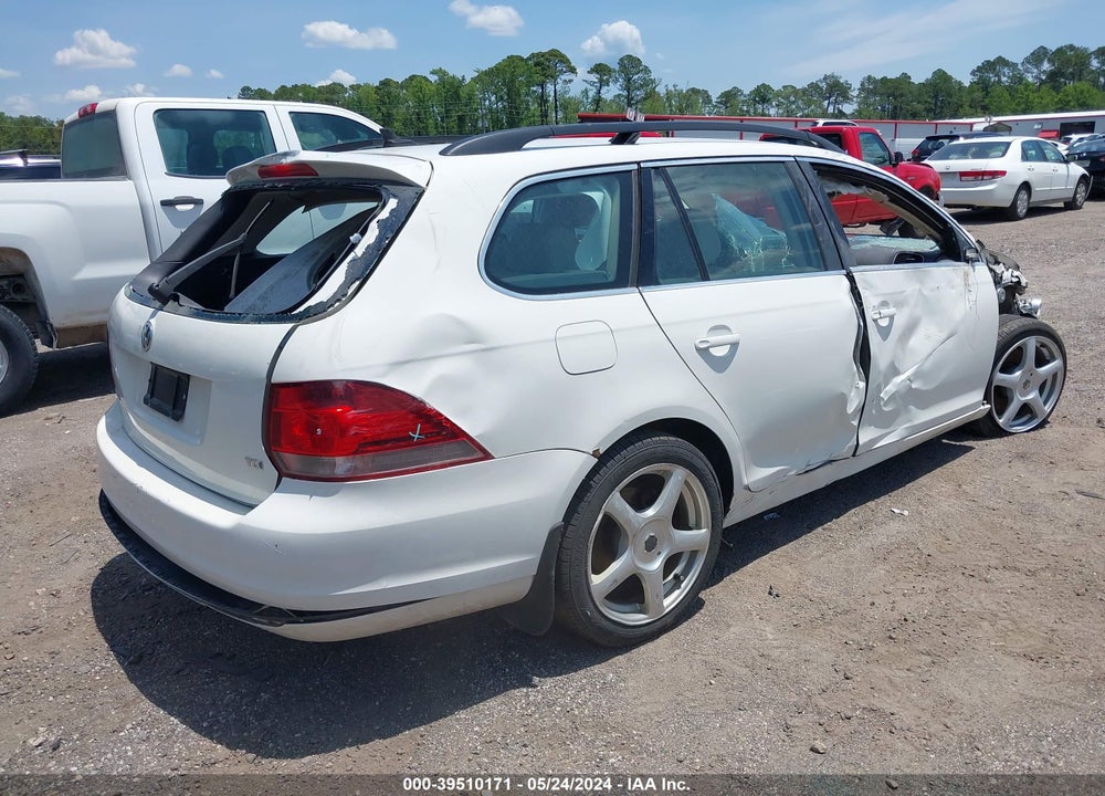 2014 VOLKSWAGEN JETTA SPORTWAGEN 2.0L TDI VIN: 3VWPL7AJ8EM604533