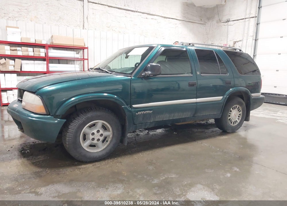 1998 GMC JIMMY SLE VIN: 1GKDT13W8W2557013