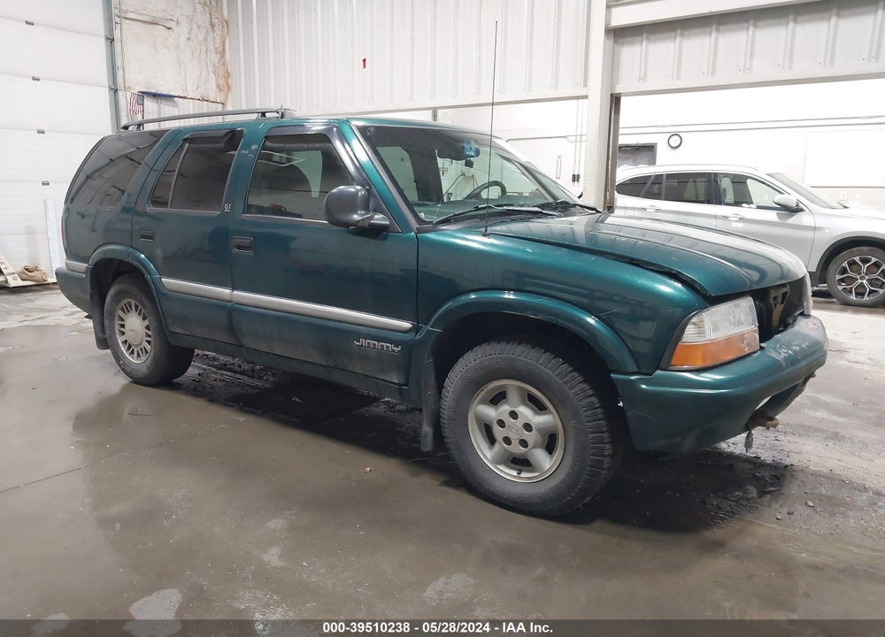 1998 GMC JIMMY SLE VIN: 1GKDT13W8W2557013
