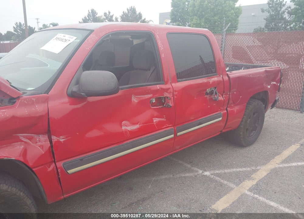 2005 CHEVROLET SILVERADO 1500 LS VIN: 2GCEC13T351350761