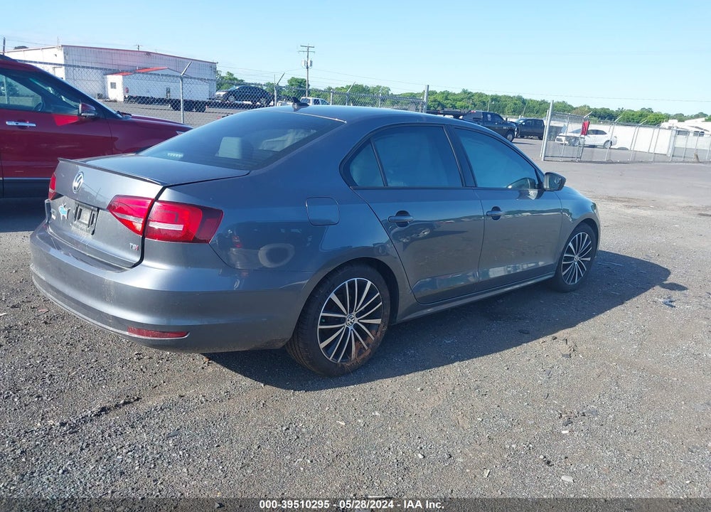 2015 VOLKSWAGEN JETTA 1.8T SPORT VIN: 3VWD17AJ7FM402003