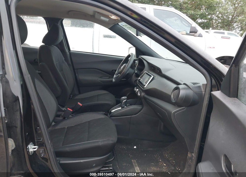 2018 NISSAN KICKS VIN: 3N1CP5CU1JL519327
