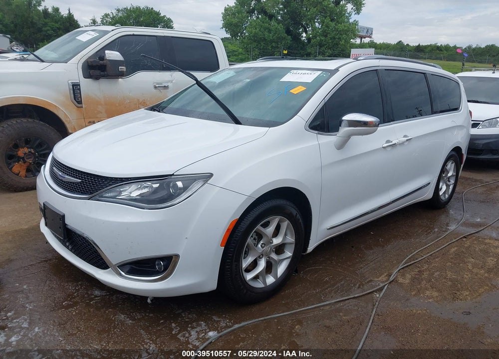 2019 CHRYSLER PACIFICA LIMITED VIN: 2C4RC1GG2KR737670