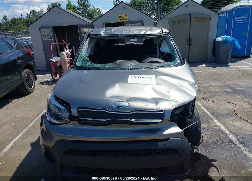 2018 KIA SOUL VIN: KNDJN2A24J7597373