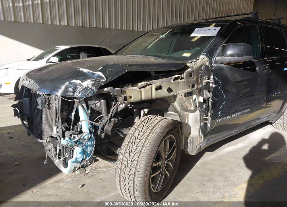 2019 JEEP GRAND CHEROKEE LAREDO E 4X2 VIN: 1C4RJEAG0KC621740