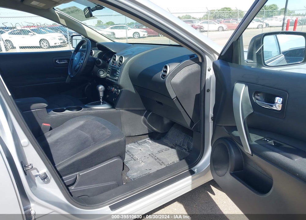 2014 NISSAN ROGUE SELECT S VIN: JN8AS5MV8EW720429