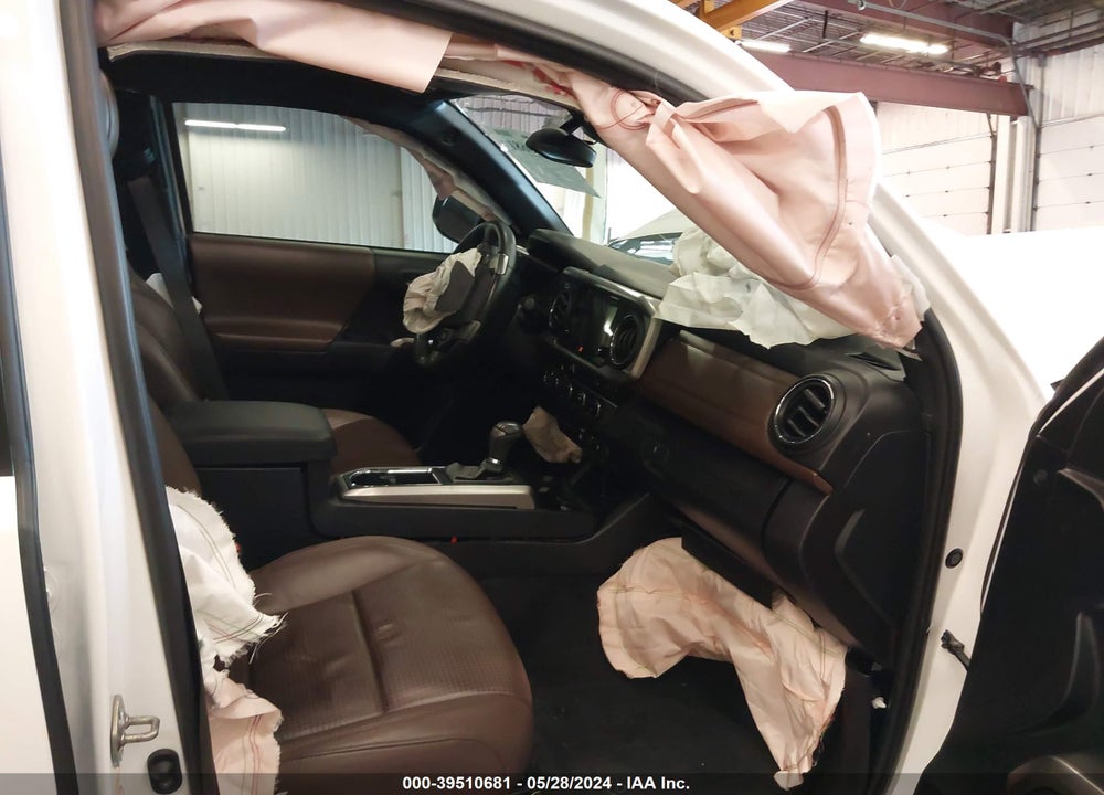2018 TOYOTA TACOMA LIMITED VIN: 3TMGZ5AN4JM162305