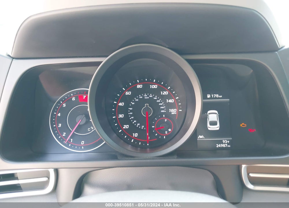 2021 HYUNDAI ELANTRA SEL VIN: KMHLM4AG3MU123631