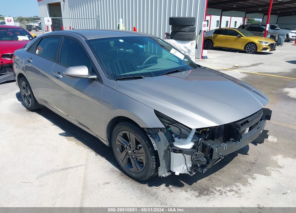 2021 HYUNDAI ELANTRA SEL VIN: KMHLM4AG3MU123631