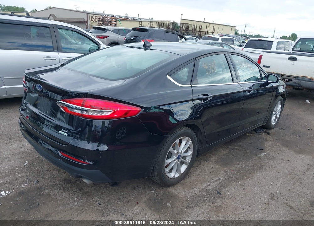 2020 FORD FUSION SE VIN: 3FA6P0HDXLR219281